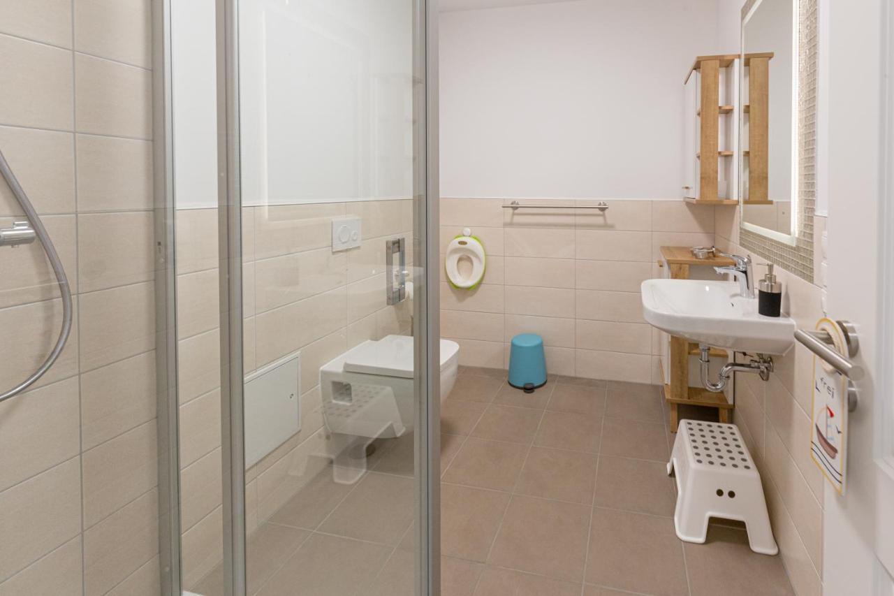Ferienwohnung Vergissmeinnicht Sellin  Bagian luar foto